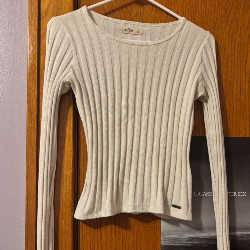 Hollister off white Ribbed Long Sleeve Top